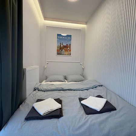 Stylowe Apartamenty W Centrum Wroclaw Luaran gambar