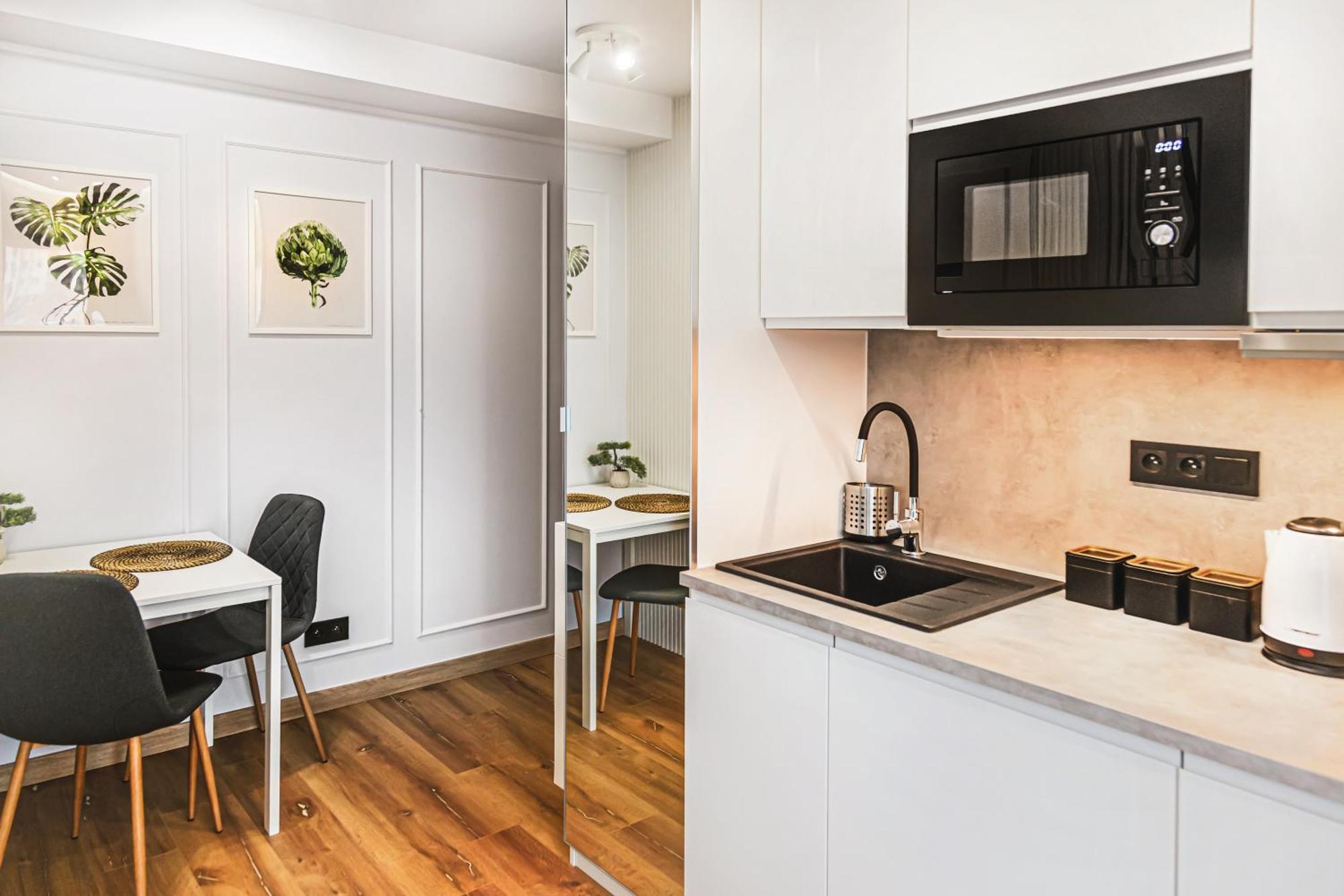 Stylowe Apartamenty W Centrum Wroclaw Luaran gambar