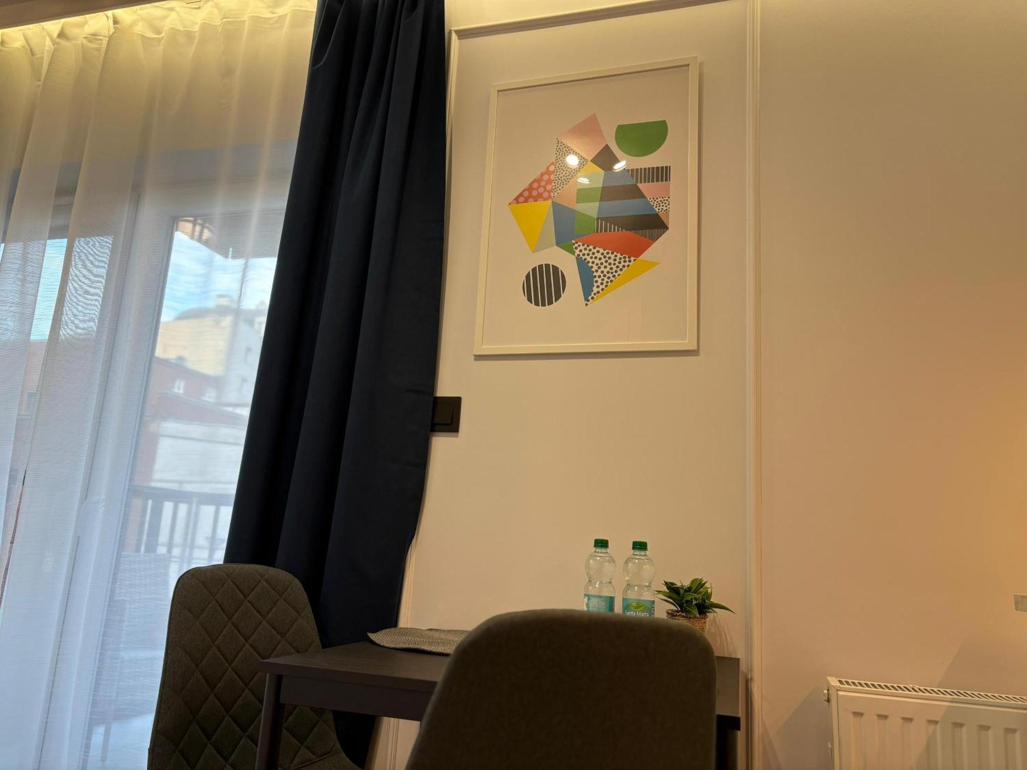 Stylowe Apartamenty W Centrum Wroclaw Luaran gambar